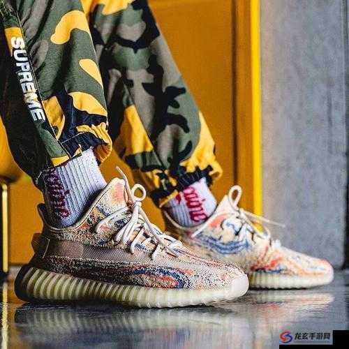 亚洲 yeezy 官网网站：时尚潮流鞋品汇聚地引领潮流风尚前沿