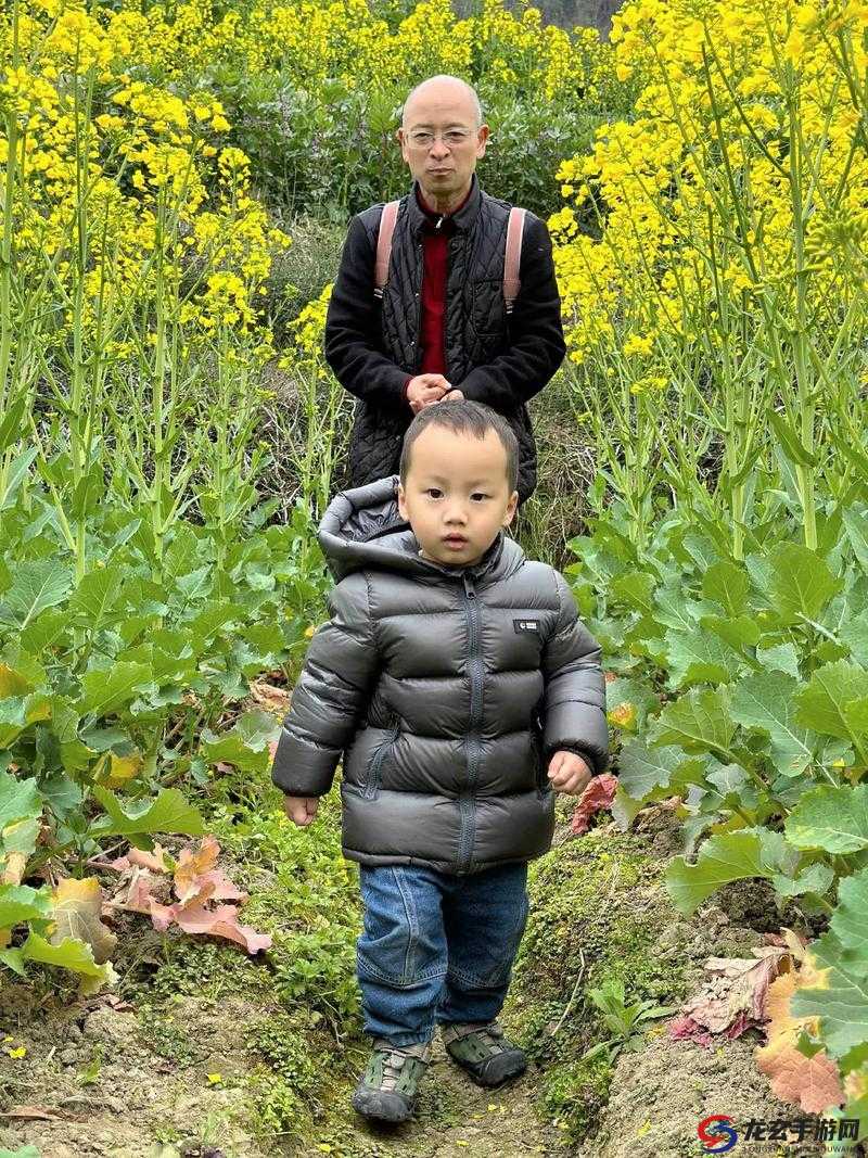 乡野一家人的真实生活，你想象不到乡野一家人生存现状，为何引起网友热议？乡野一家人的田园生活，你向往吗？乡野一家人的日常，颠覆你的认知乡野一家人的幸福秘诀，竟然是……乡野一家人的秘密，终于被发现了乡野一家人的故事，为何如此打动人心？乡野一家人的生活，为何如此与众不同？乡野一家人的快乐，你能感受到吗？乡野一家人的未来，会怎样发展？